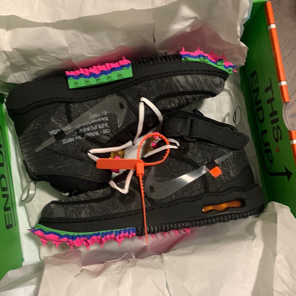 Brand New Air Force 1 Mid Off Whites